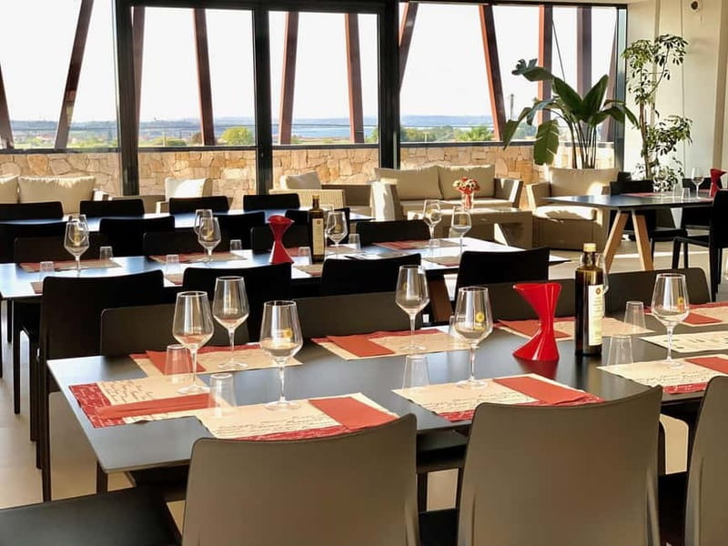 Bardolino: Wine tasting at Cantina Valetti - What the small group changes