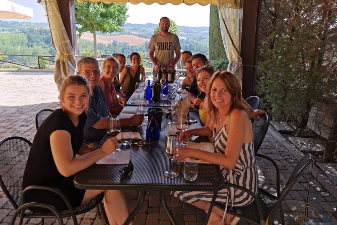 Barolo&Barbaresco Wine Experience with a local winemaker - La Morra and the big picture