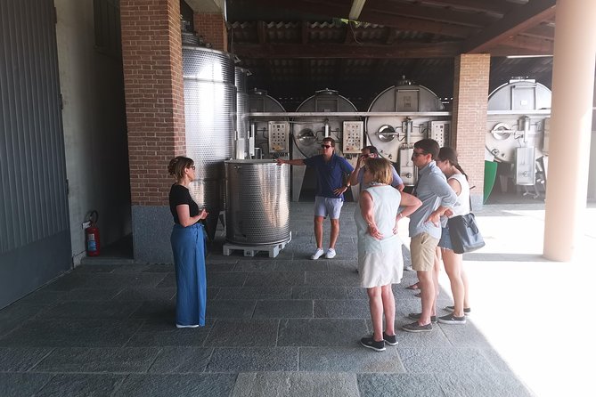 Barolo&Barbaresco Wine Experience with a local winemaker - Is the $294.36 price fair?