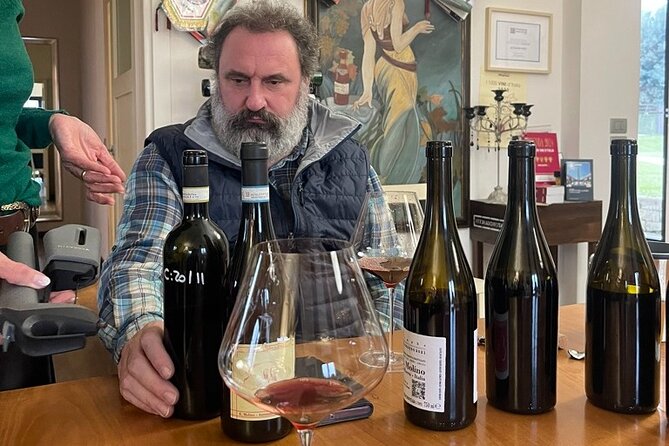Barolo & Barbaresco Wine Tour with a Sommelier - Returning to Neive for an aperitivo