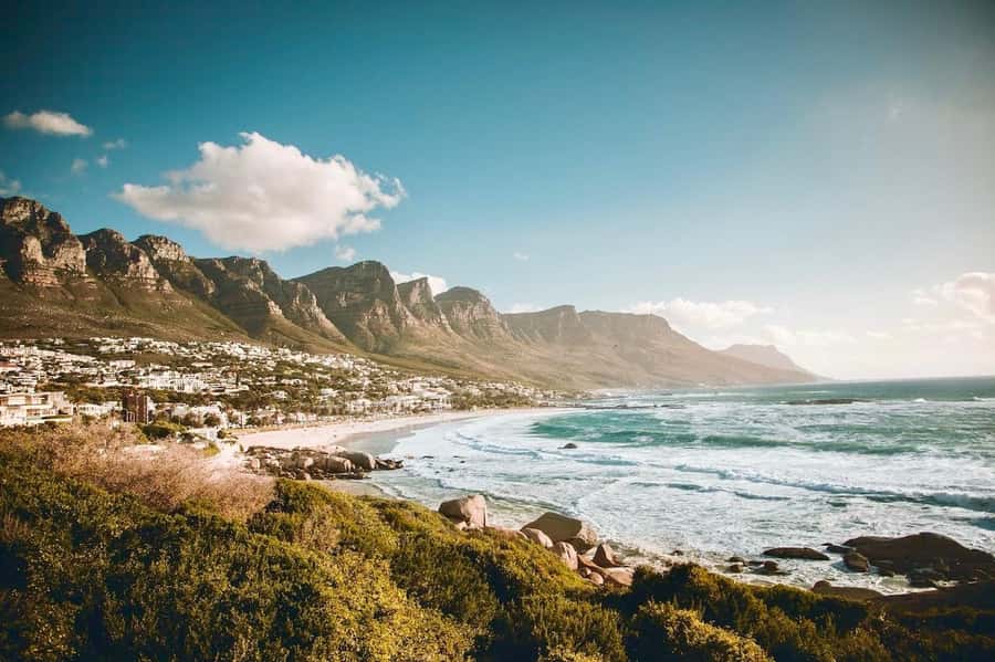 Best of the Cape Peninsula & Wine Route with Wine Tasting - Cape Point, the lighthouse, and the time problem