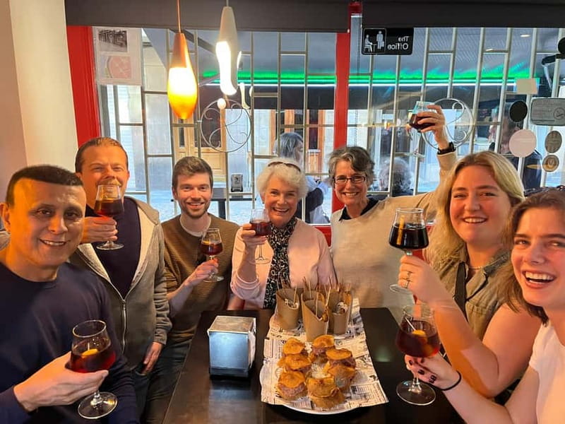 Bilbao: Basque Food Tour and Wine Tasting with Guide - The middle of the tour: variety instead of one big plate