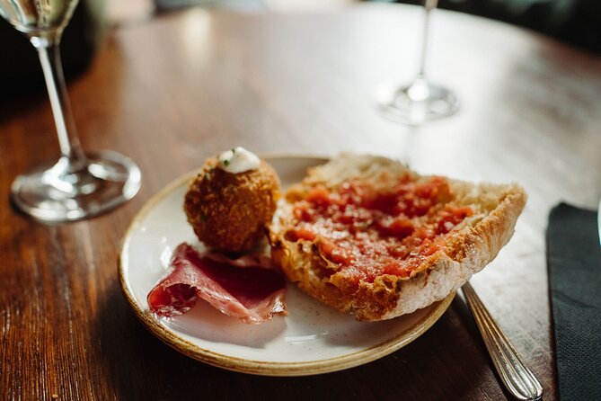 Bohemian Barcelona Neighborhood Evening Tapas & Wine Tour - Bastaix: Barcelona flavors with an Argentine accent