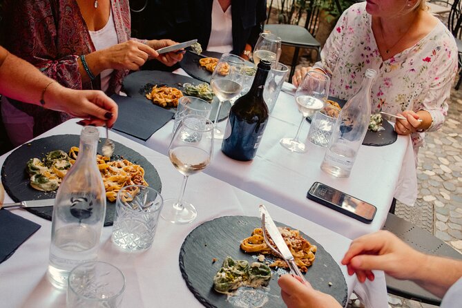 Bologna: Dinner, Wine & Tastings Walking Tour - Starting at Neptune’s Fountain in Piazza del Nettuno