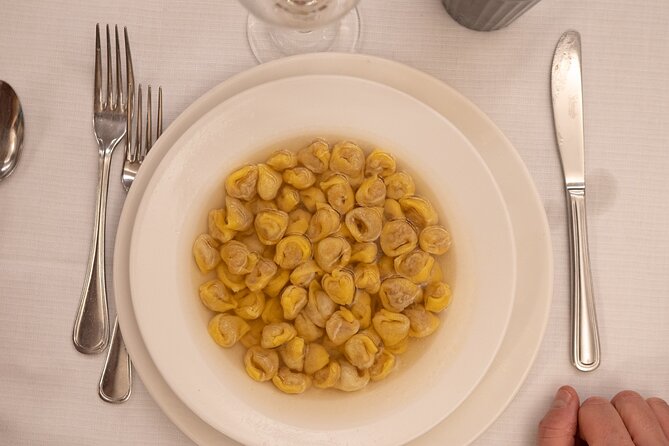 Bologna Food Valley: Factory tasting, Wines & traditional Lunch - How the pacing really feels