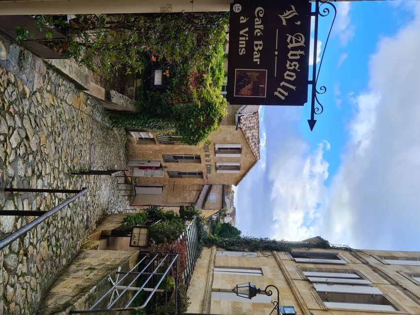 Bordeaux Full Day Wine Tour - 3 Wineries & Picnic Lunch - 9:05 a.m. departure from Bordeaux