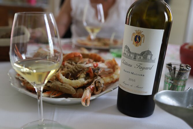 Bordeaux Médoc Region Private Wine Lovers Tour with Chateau Visits & Tastings - Lunch in the Médoc: local and separate