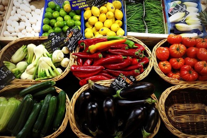 Bordeaux Old Town & Market Local Food with Wine Tastings Tour - How much food do you really get?