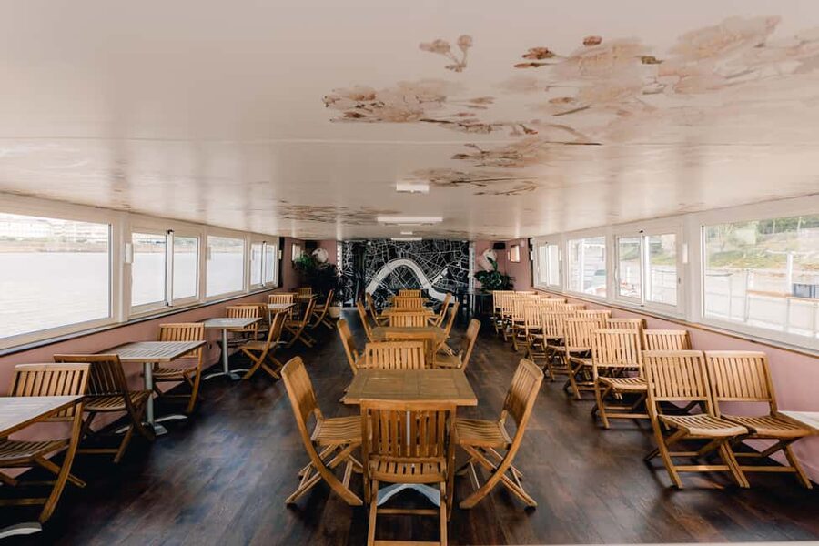 Bordeaux: River Garonne Cruise with Glass of Wine and Canelé - The Guides Make or Break the Cruise