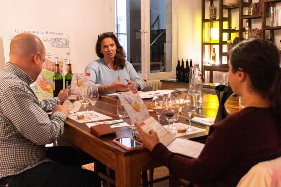 Bordeaux:Wine Masterclass & Blending workshop with appetizer - Bread, Cheese, Sausage, and Dark Chocolate