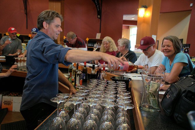 Branson VIP Wine Tasting and Dinner Tour - Missouri Grapes, Wine Flights, and About 15 Samples