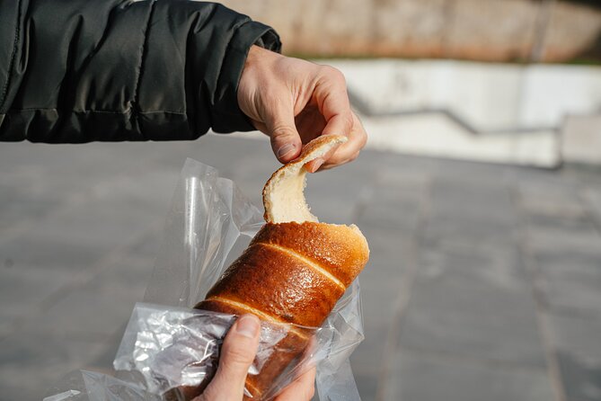 Budapest Food Tour: Market to Tavern with 14+ Tasters & Wines - Finishing With Chimney Cake