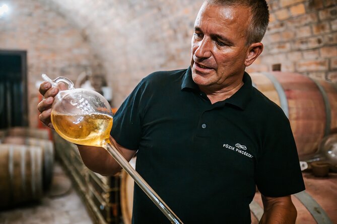 Budapest Half-Day Wine Tour: 3 Family Wineries, Meal & Pálinka - What the 12 to 15 tastings actually give you