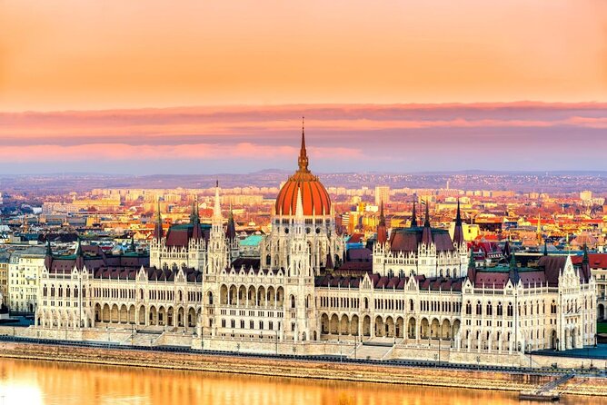 Budapest Unlimited Prosecco and Wine Cruise Day or Sunset Option - At a glance: what matters most