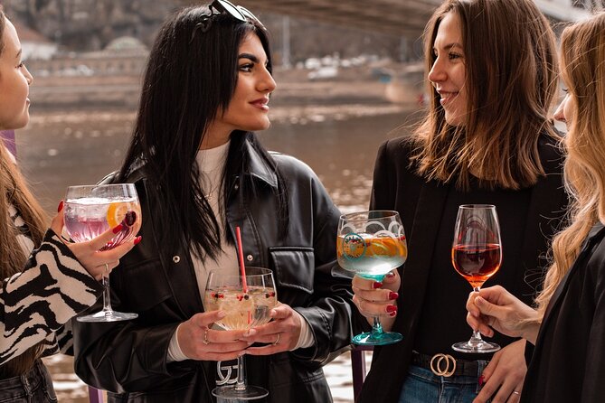 Budapest Unlimited Prosecco and Wine Cruise Day or Sunset Option - Boarding at Jane Haining Rakpart