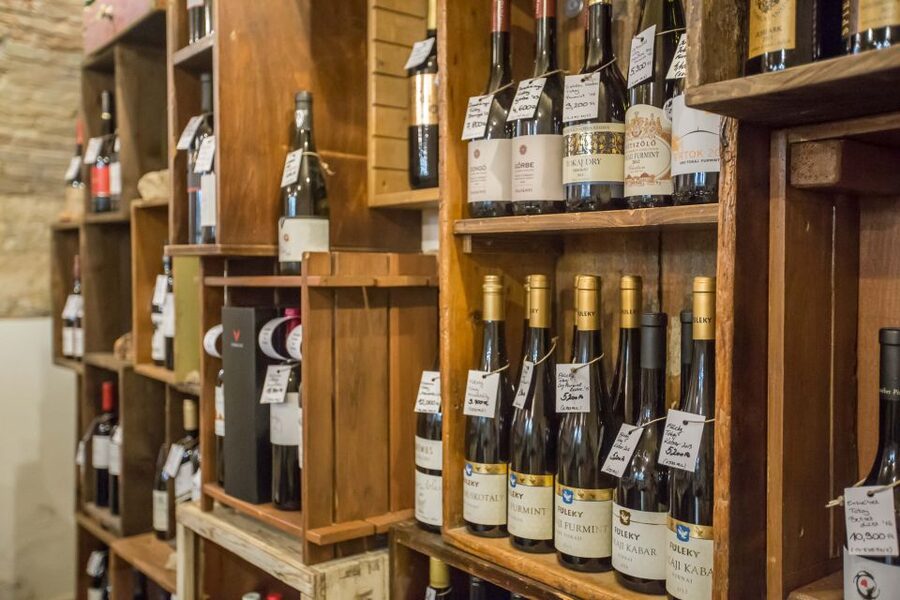 Budapest: Wine, Cheese, and Charcuterie Tasting - Why this tasting is a smart introduction to Hungarian wine