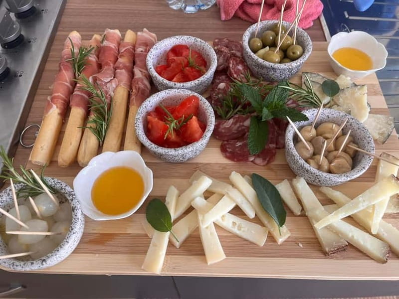 Cagliari Home Cooking Class: Pasta, Wine & Sardinian Flavors - Is $98 a fair price?