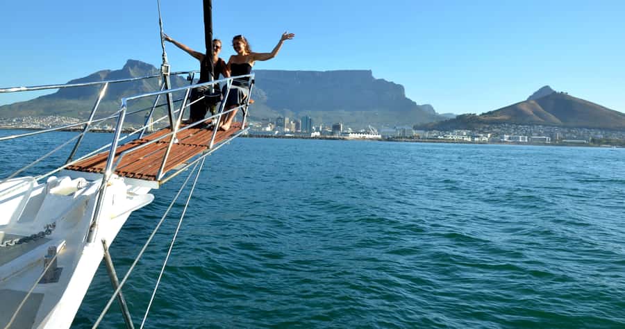 Cape Town: 1-Hour Pre-Sunset Champagne Cruise - Key points to know before you book