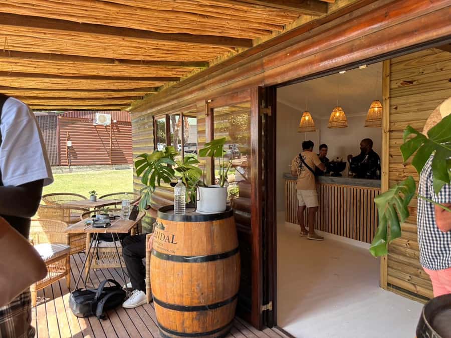 Cape Town: Stellenbosch Hop-On Hop-Off Tractor Transfer - What you actually pay for
