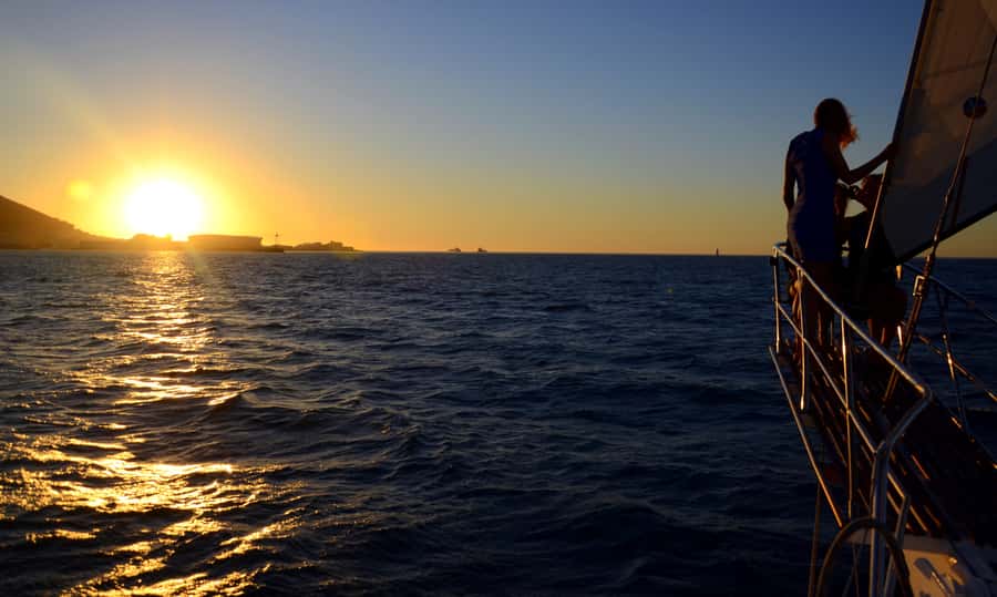 Cape Town: Sunset Champagne Cruise - The Price: Good Value for a Short Evening