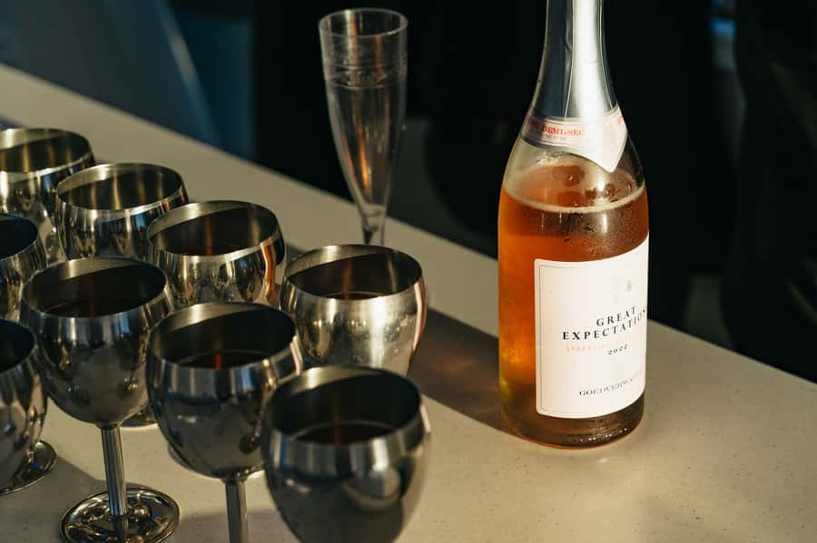 Cape Town: Sunset Champagne Cruise and 3-Course Dinner - Two glasses of sparkling wine and a social mood