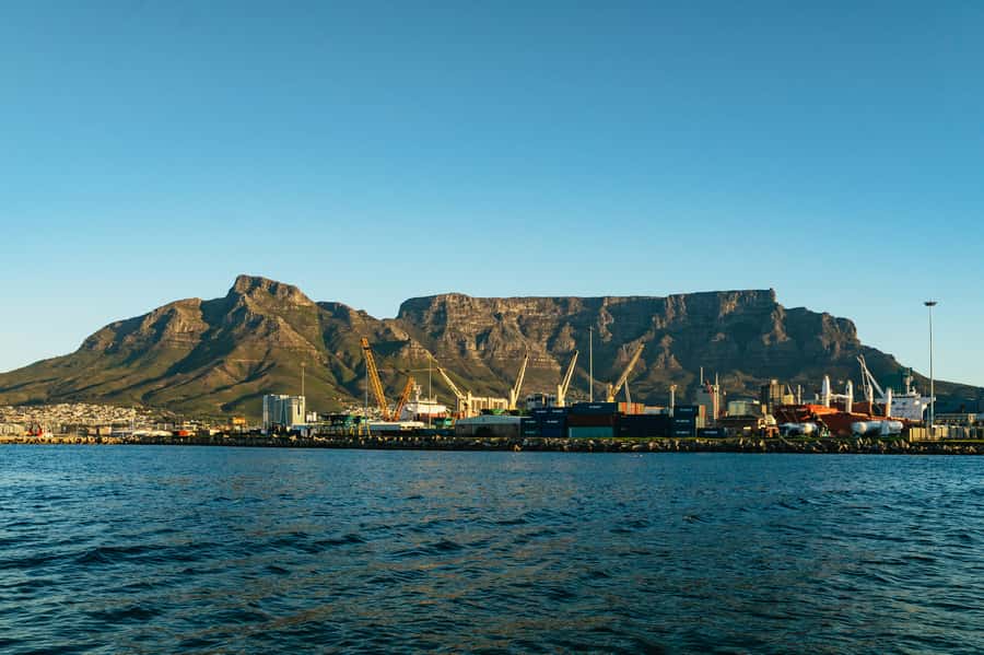 Cape Town: Sunset Champagne Cruise and 3-Course Dinner - The sunset views from offshore