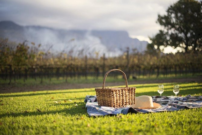 Cape Winelands Explore Full Day Tour with Private Transfer - Franschhoek: the right place for lunch