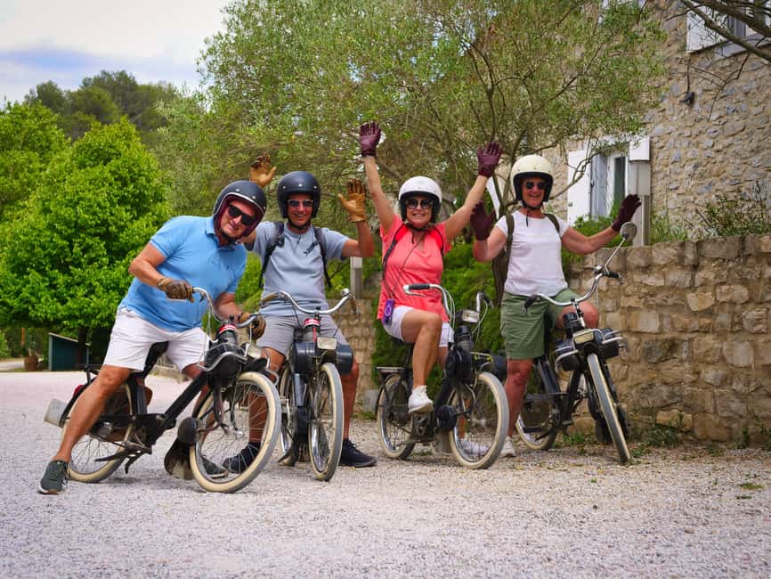 Carcassonne: Solex tour with guide and wine tasting - Through Carcassonne and Into the Languedoc Countryside