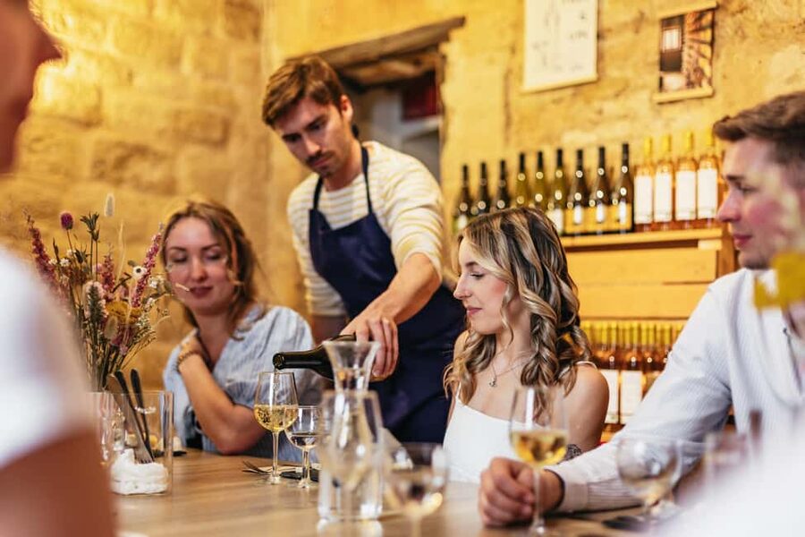 Cheese & Wine Tasting in Montmartre with Local Cheesemonger - The essential details at a glance