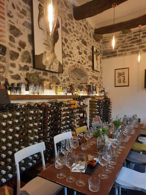Cinque Terre: Pesto Making Class with Wine and Food Tasting - Learning why the basil matters