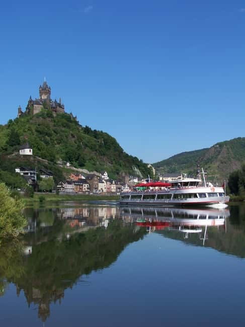 Cochem, Moselle: Boat – Beilstein, meal, wine and liqueur tasting - Wine, tarte flambée, and the Zehnthauskeller
