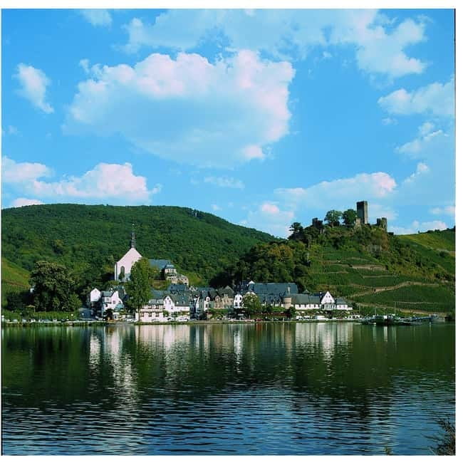 Cochem, Moselle: Boat – Beilstein, meal, wine and liqueur tasting - Beilstein earns its Sleeping Beauty nickname