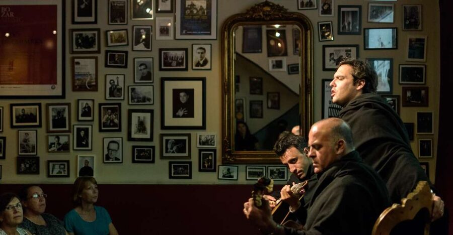 Coimbra: Live Fado Show with Glass of Port Wine - Key points before you book