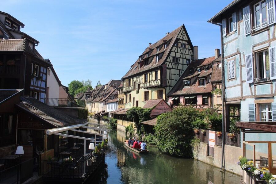 Colmar: Highlights Walking Tour and Wine Tasting - Starting at Champ de Mars and the Fontaine Bruat
