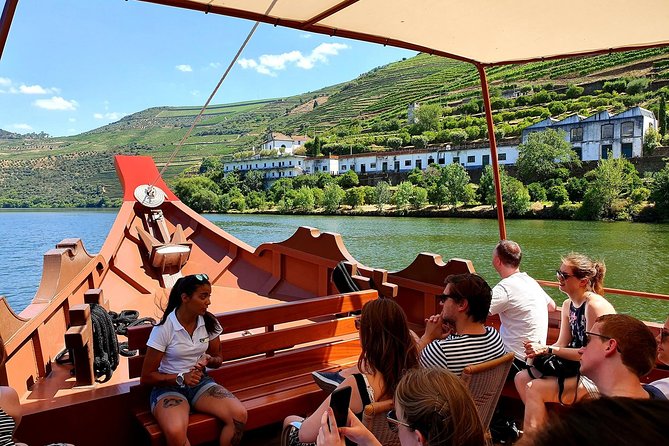 Complete Douro Valley Wine Tour with Lunch, Wine Tastings and River Cruise - The morning drive from Porto to the wine country