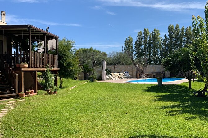 Cooking class, dinner and wine tasting near Lecce - Arriving at the Salento villa near Lecce