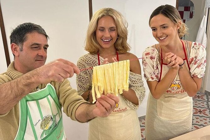 Cooking class with Pasta, mozzarella and Tiramisu with wine - The farm meal and wine tasting