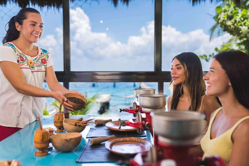 Cozumel: Seaside Chocolate Workshop and Wine Tasting - Starting with a chocolate martini
