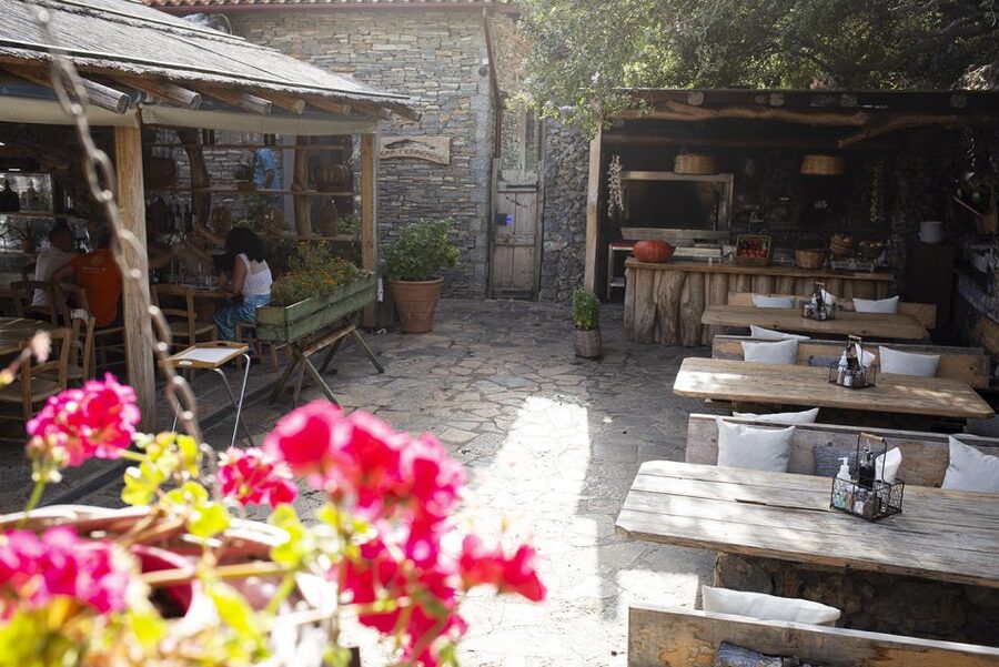 Crete: Hot-Air Balloon Flight with Breakfast and Wine - Clothing, weather, and practical preparation
