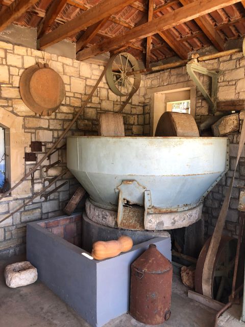 Crete Private Tour: The Secrets of Wine, Olives & Honey - Why this Crete tour feels different