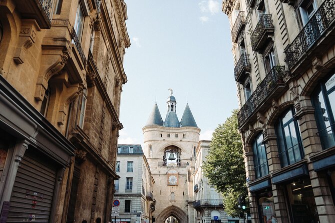 Devour Bordeaux: Ultimate Food & Wine Tasting Tour - Three Bordeaux Wines at a Family-Run Wine Bar