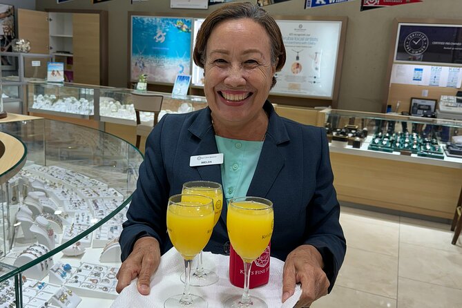 Diamond Shopping Experience with Champagne - What the Kay’s Fine Jewelry visit is really like