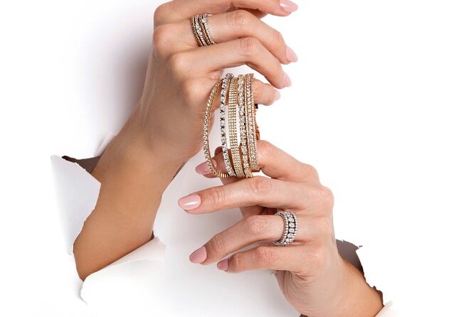 Diamond Shopping Experience with Champagne - Who will enjoy this Aruba experience?