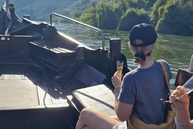 Douro Valley-Expert Guide-Boat-Lunch-Tastings-Offer wine bottle - Pinhão lunch brings the food into focus