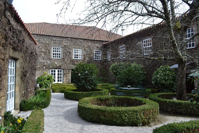 Douro Valley Tour: 2 Vineyard Visits, River Cruise, Winery Lunch - A four-course winery lunch near Sabrosa