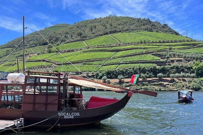 Douro Valley Tour - 3 Wine tastings, Lunch & river Cruise - Why this Douro day works so well