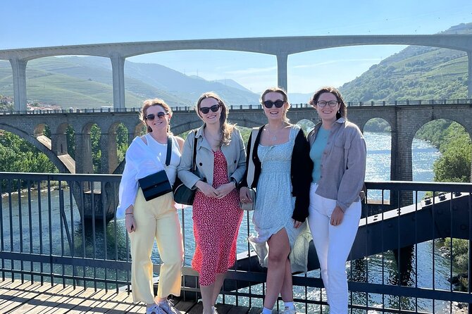 Douro Valley Tour - 3 Wine tastings, Lunch & river Cruise - Casal de Loivos and the hilltop tasting