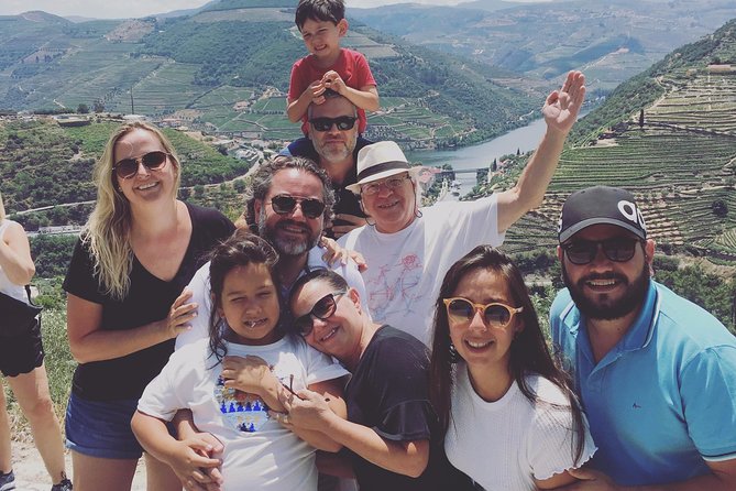 Douro Valley Tour: Wine Tasting, Cruise and Lunch from Porto - Starting at Lapa Church in Porto