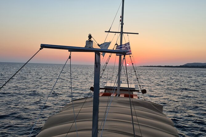 Dreamy Cruise sunset tour with dinner and unlimited wine! - Leaving Argostoli at 6:30 p.m.