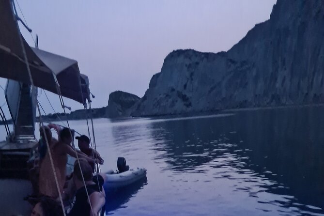 Dreamy Cruise sunset tour with dinner and unlimited wine! - Dinner, wine, and the value of the package